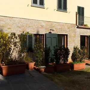 Rosso Del Chianti Bed & Breakfast